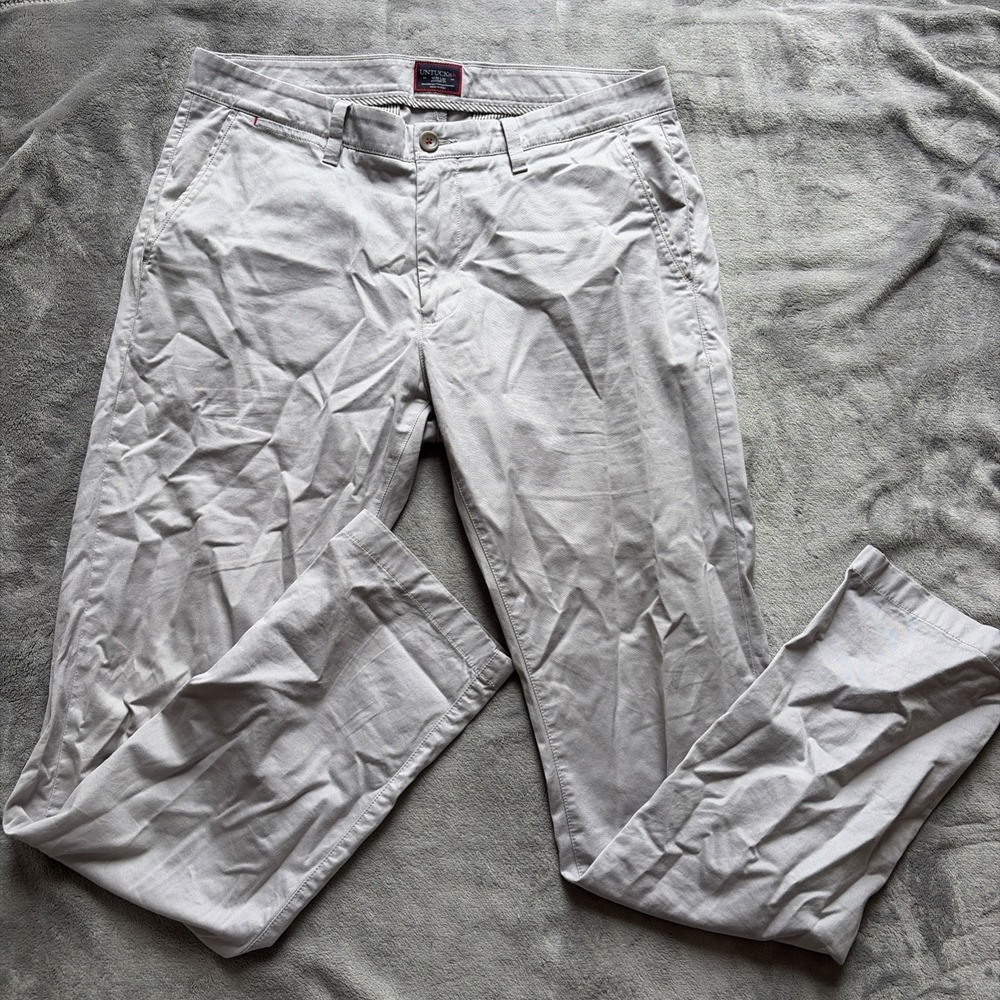Untuckit Pants Mens 33x32 Straight Fit Gray Chinos Flat Front Casual
